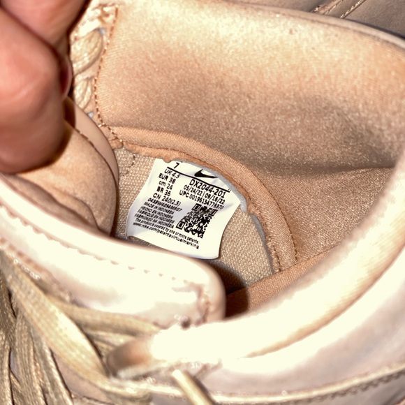 Nude Nike high top dunks - Picture 2 of 6